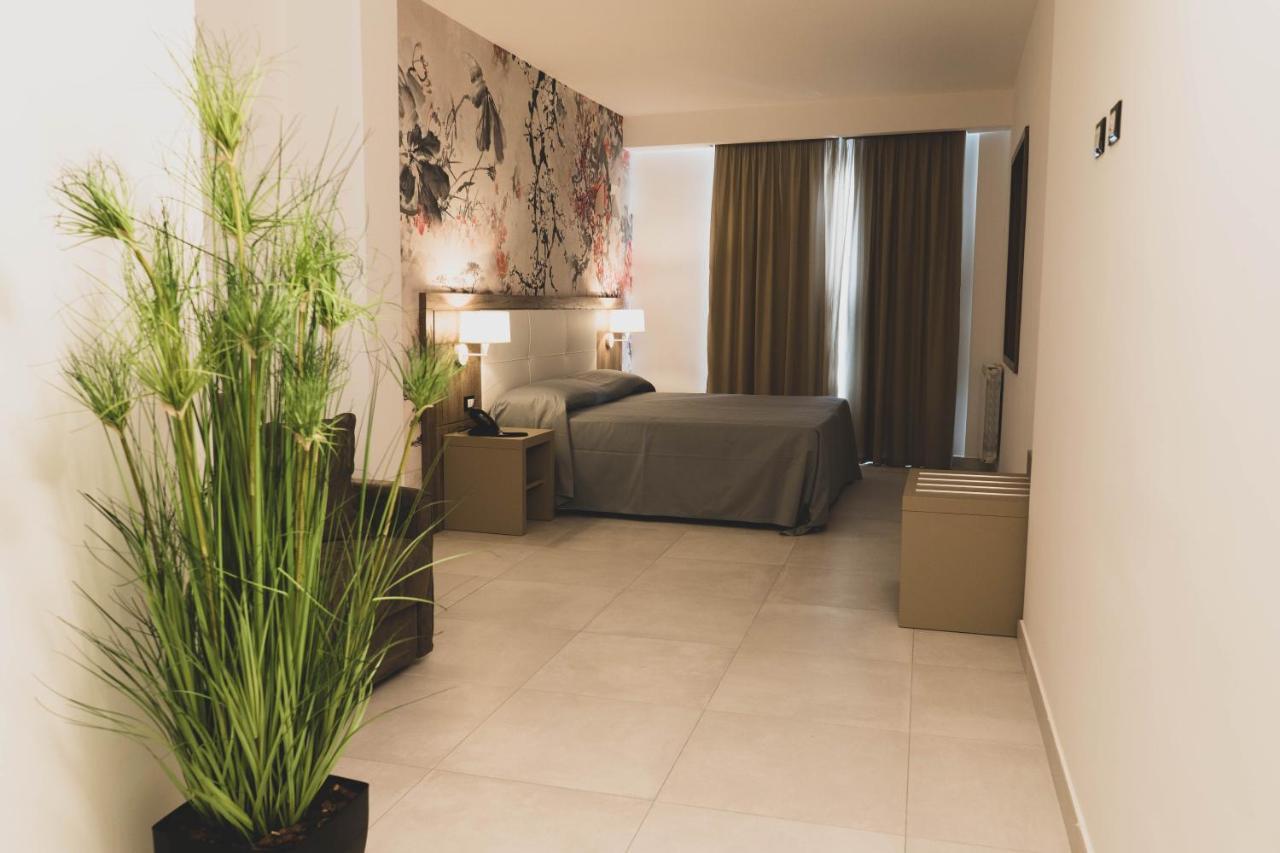 Hotel Pontemare Palermo Buitenkant foto