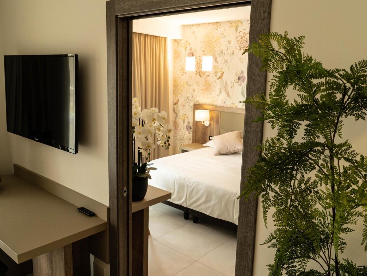 Hotel Pontemare Palermo Buitenkant foto